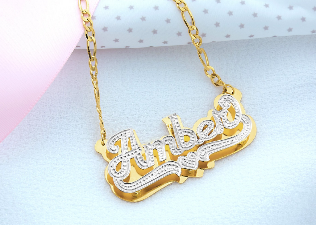 Custom 3D Nameplate & Figaro Chain