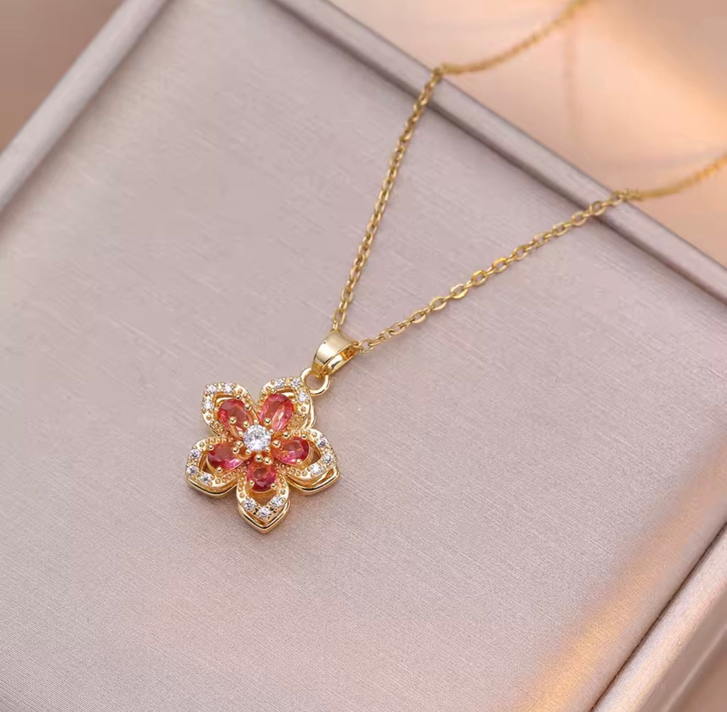 Spinning Hibiscus Necklace