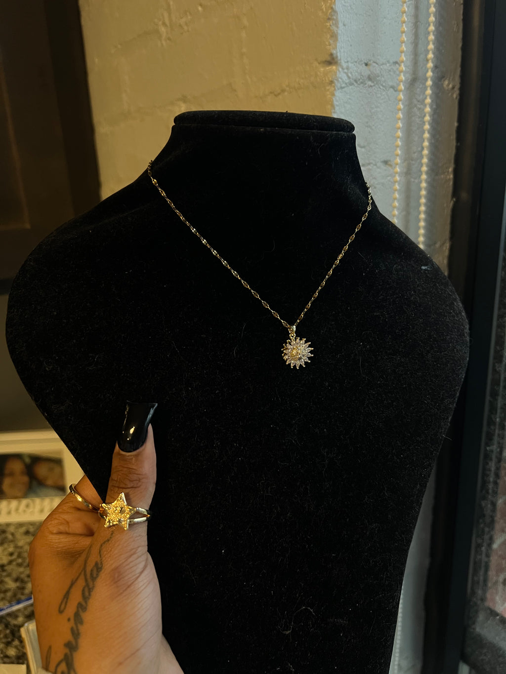 Spinning Sunflower Necklace