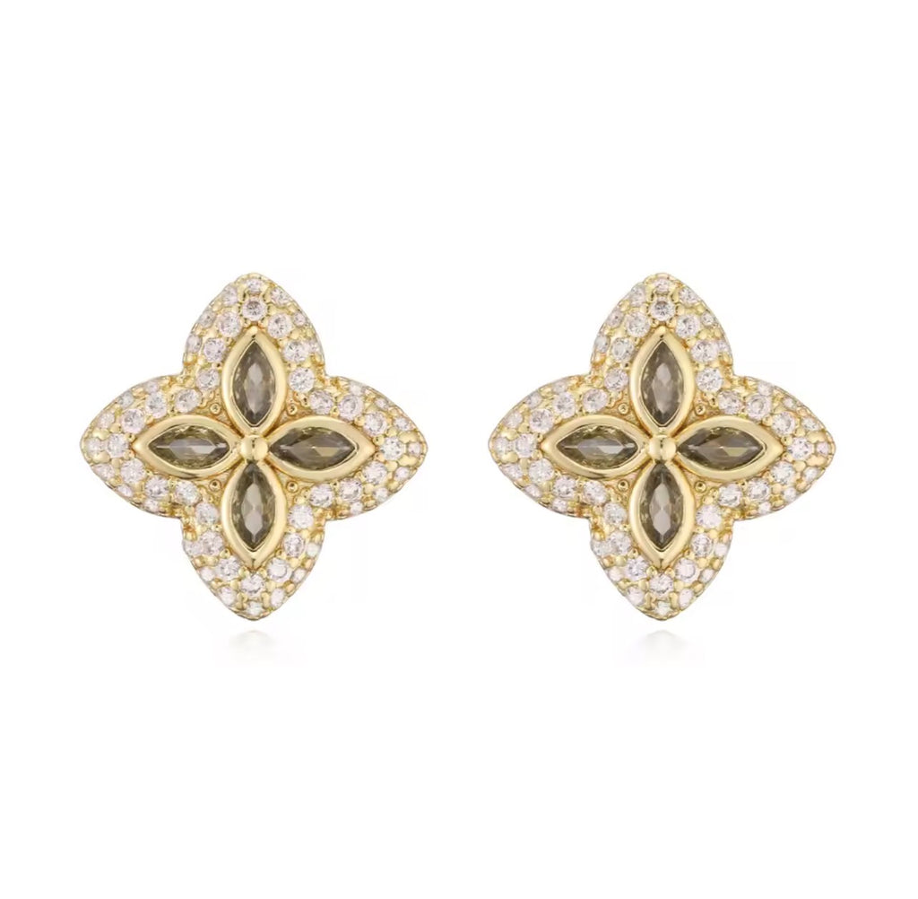 4 Leaf Clover Studs