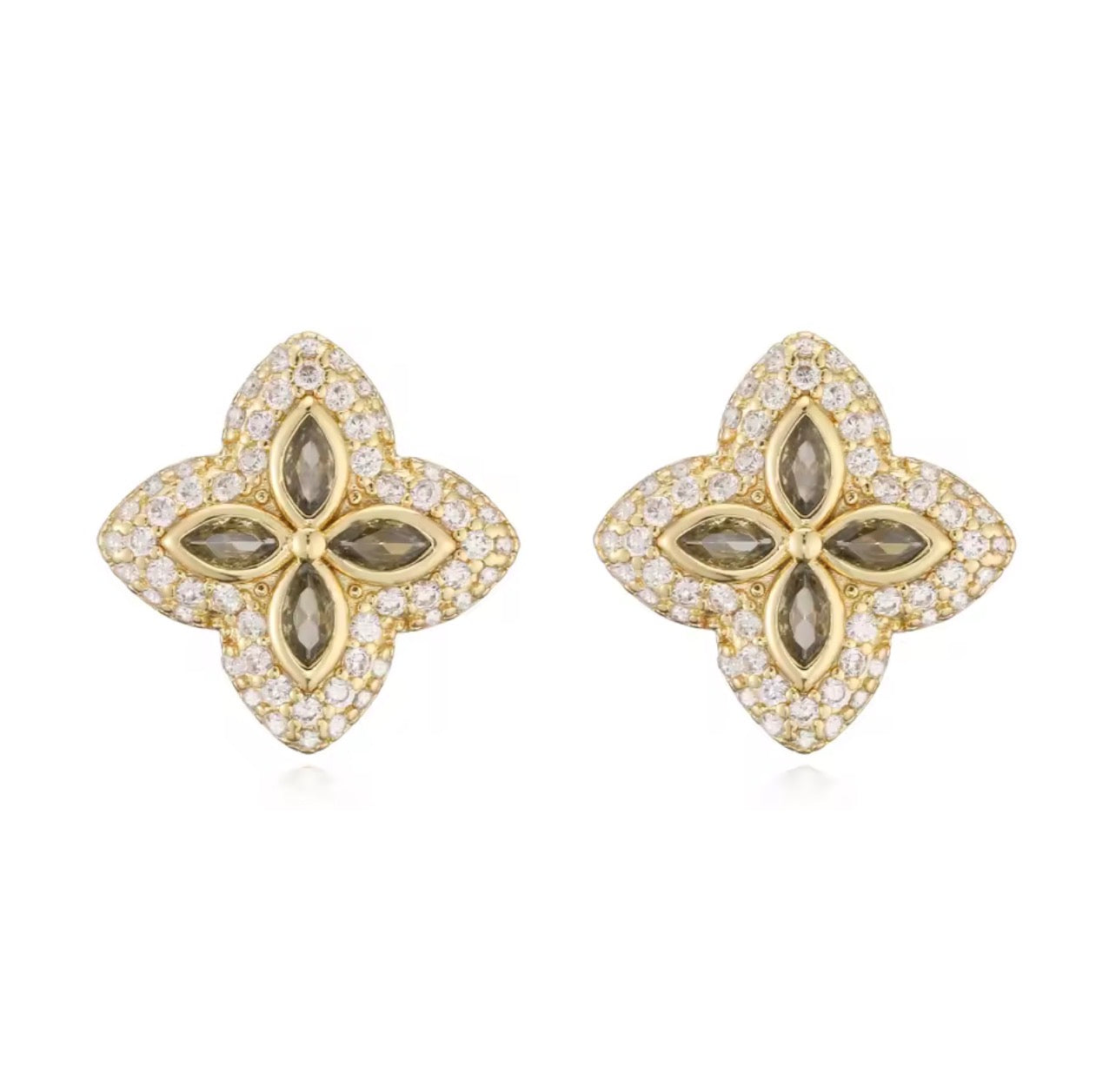 4 Leaf Clover Studs
