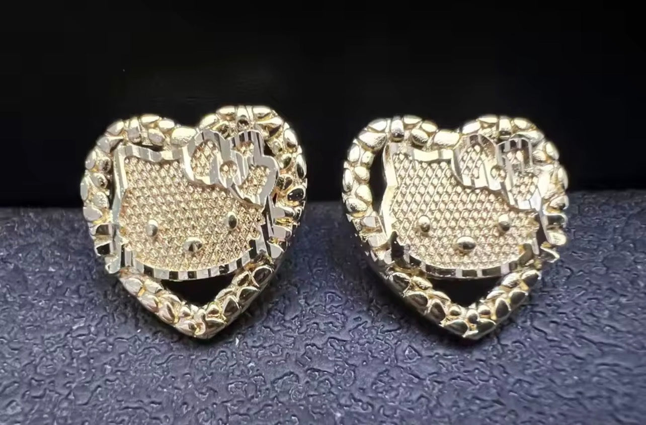 HK Nugget Heart Studs