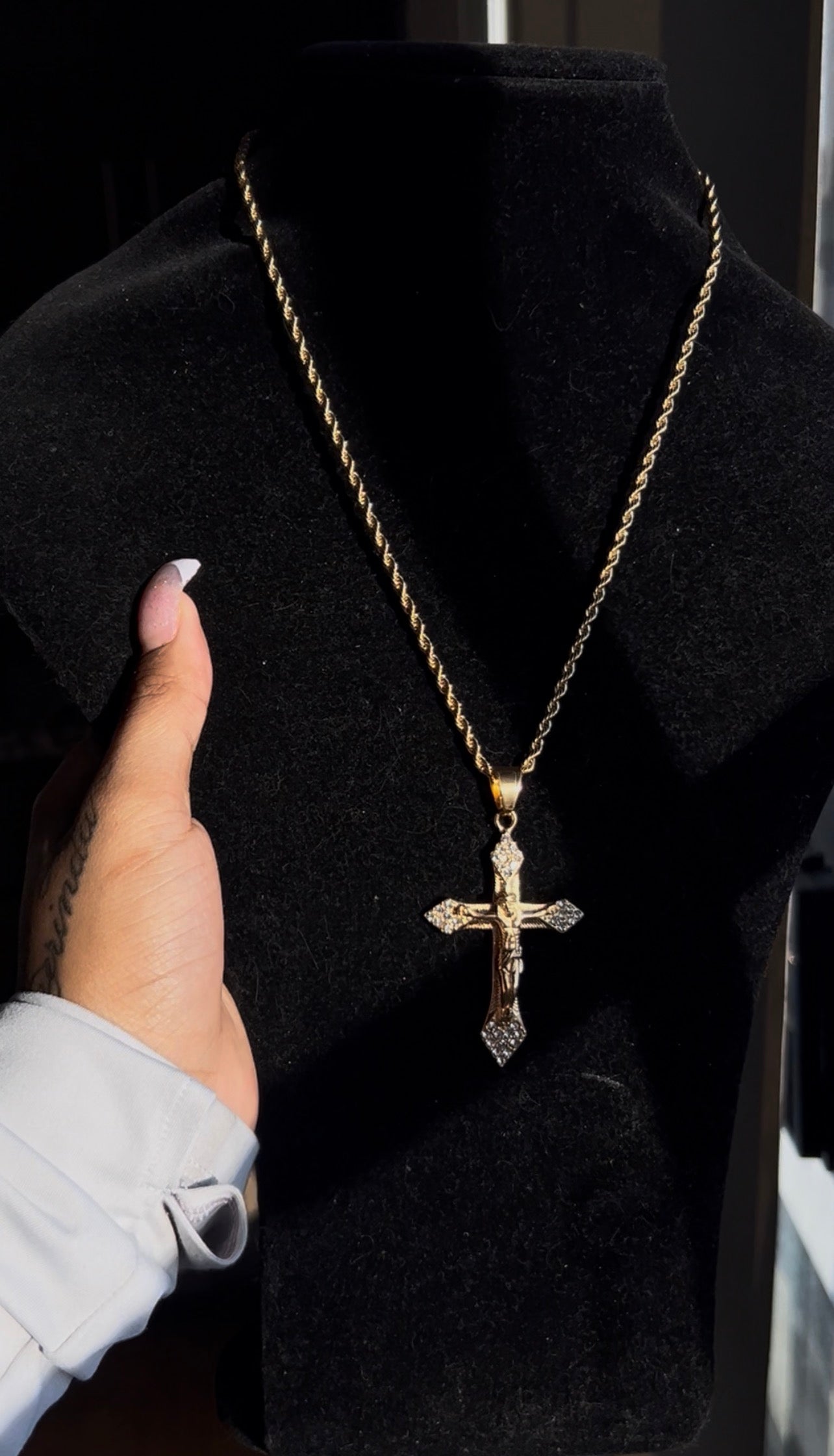 Diamond Tip Cross