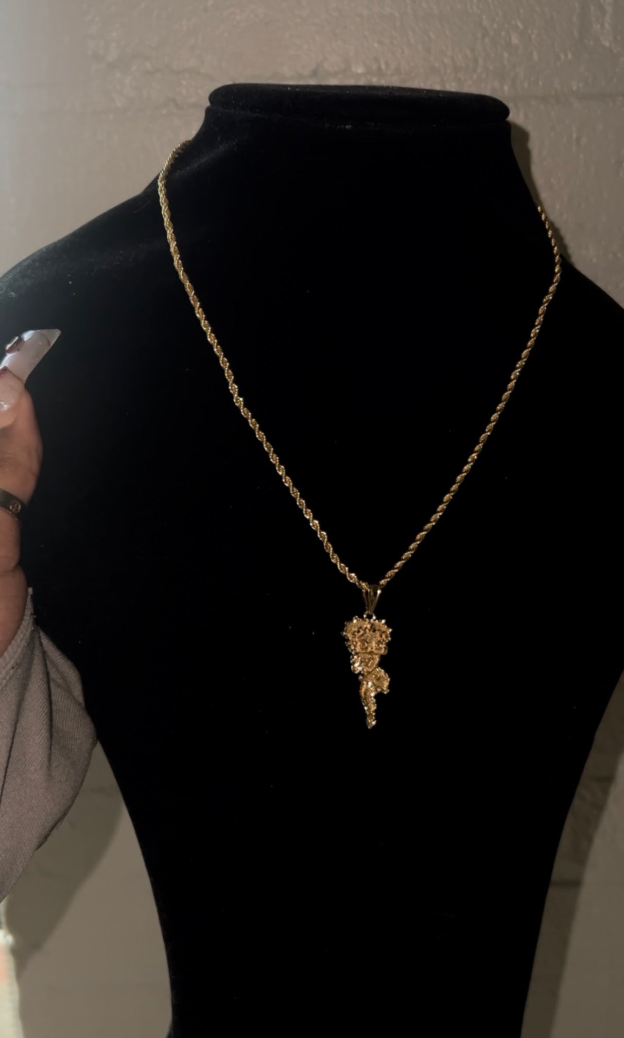 Full Body Betty Necklace